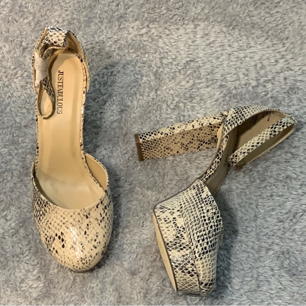 JustFab Beige Snakeskin Women's Heels